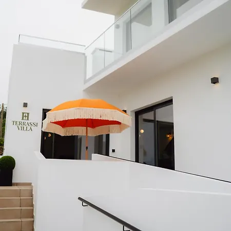 Terrassi Villa *